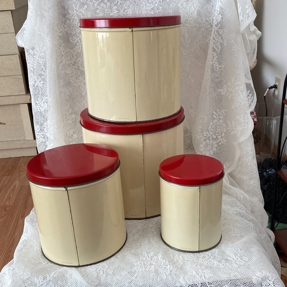 Vintage Canister Set 50’s Kitchen Canister Set of 4 Yellow and Red Rose. - Picture 16 of 16